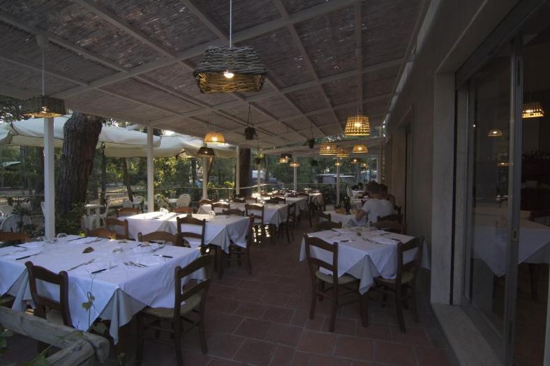 Camping Campo Dei Fiori - Glamping4All Vada Luaran gambar